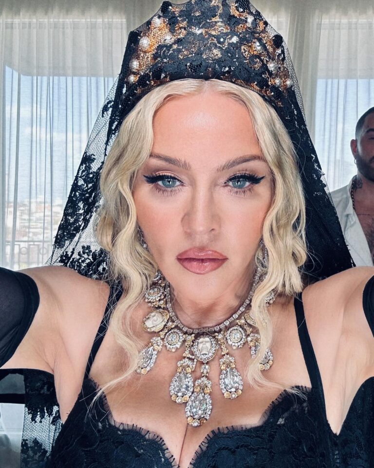Madonna Age How Old Is The Iconic Singer Stars History